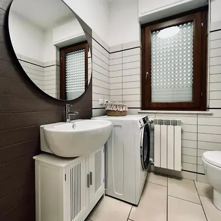 Best Of The Best, 2room Suite#6 At Ambra Apartments, Luxurious, Lift, Private Parking * Όλμπια